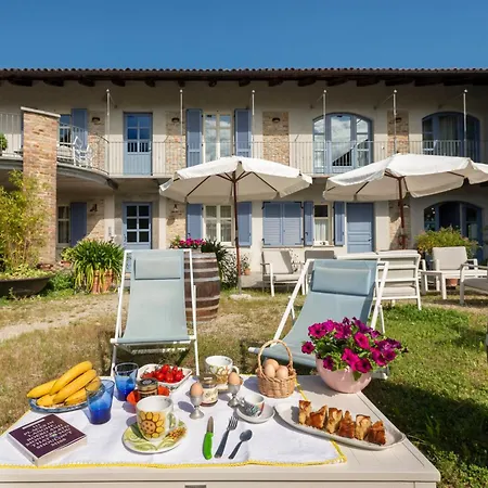 Country house Cascina Giardini
